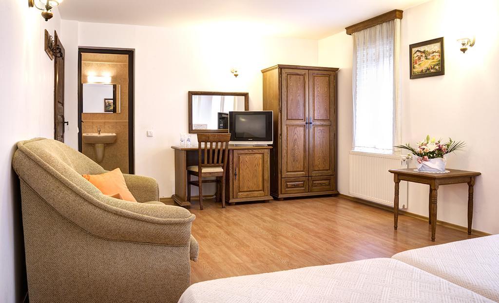 Strannopriemnitsa Guest House Boženci Exteriér fotografie